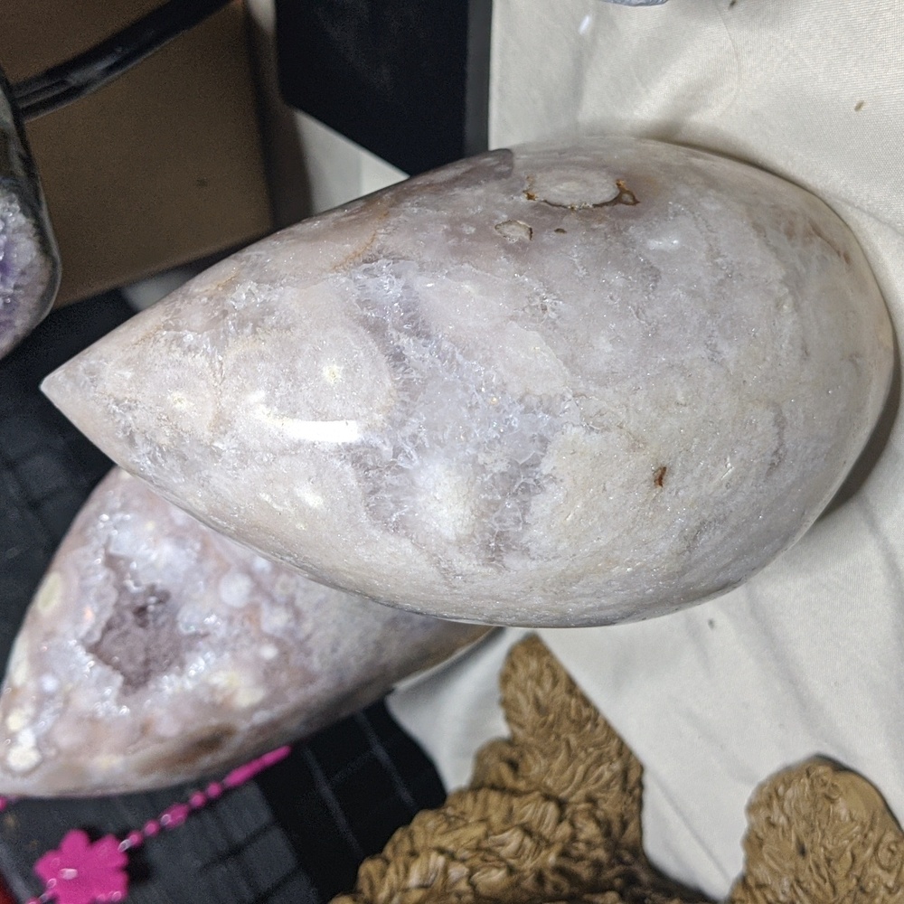 Pink Flower Amethyst smaller horn free form and druzy - Picture 3 of 3